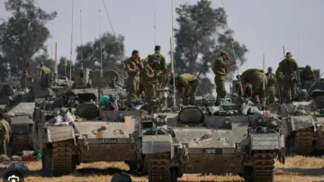 रफाह में घुसी इजरायली सेना।- India TV Hindi