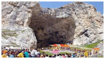 Amarnath Yatra A batch of more than 4800 pilgrims left for Amarnath Yatra- India TV Hindi