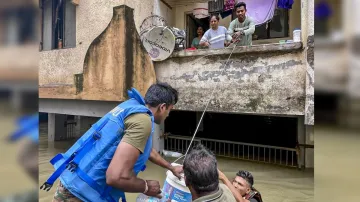 Gujarat Flood- India TV Hindi