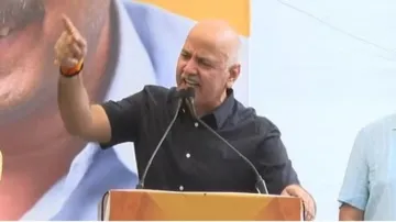 manish sisodia in action mode- India TV Hindi