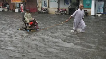 Pakistan Heavy Rain - India TV Hindi