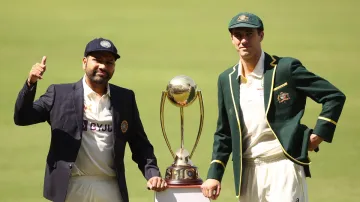 Rohit Sharma And Pat Cummins With border gavaskar Trophy- India TV Hindi