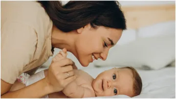 Laid back position benefits for breastfeeding newborn baby- India TV Hindi