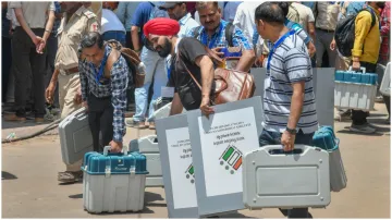 Jammu Kashmir Assembly Elections 2024 More than 300 candidates filed nominations for the second phas- India TV Hindi