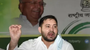 tejashwi yadav slams on cm nitish- India TV Hindi