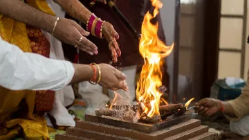 Mahashanti Homam - India TV Hindi