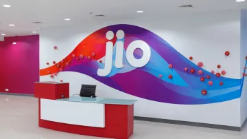 Jio, jio Plan, Jio recharge, Jio Best plan, jio Offer, jio recharge Offer, jio 2GB data, jio News, r- India TV Hindi