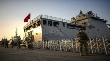 Turkey Navy Ship In Beirut- India TV Hindi