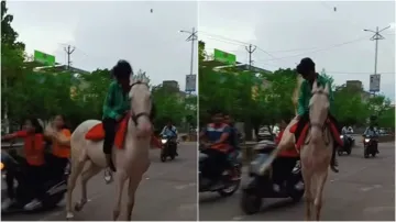 Scooty Girl Ka Video horse kicked two girls riding a scooty horrific accident happened in the middle- India TV Hindi