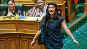 New Zealand youngest MP Hana-Rawhiti Kareariki Maipi Clarke Maori Haka dance in Parliament- India TV Hindi