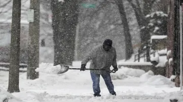 America Ice Storm- India TV Hindi