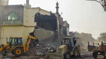 Noori Masjid, Noori Masjid Bulldozer, Noori Mosque Bulldozer- India TV Hindi