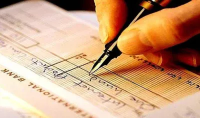 Decoded: Cheque नंबर्स में छुपी होती है ट्रांस्जेक्शन की पूरी जानकारी, जानिए इनका मतलब- India TV Paisa