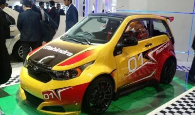 #AutoExpo2016: महिंद्रा ने पेश की पावर फुल ई-कार e2o, सिर्फ 8 सेकेंड में पकड़ेगी 100 Kmph की रफ्तार- India TV Paisa