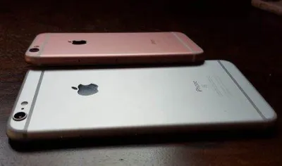 Apple ने लॉन्‍च किया सबसे सस्ता iPhone SE, नहीं मिलेंगी पिछले आईफोन की यह 5 खूबियां- India TV Paisa