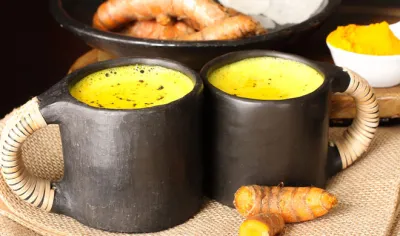 turmeric milk- India TV Hindi