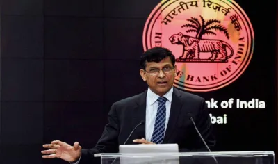 Rajan&#8217;s Last Verdict: आरबीआई ने ब्याज दरों में नहीं किया कोई बदलाव, सस्ते लोन के लिए अक्टूबर तक करना होगा इंतजार- India TV Paisa