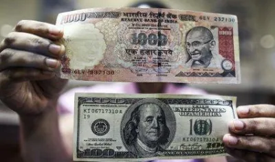 दो सप्ताह के उच्च स्तर पर बंद हुआ रुपया, एक डॉलर की कीमत 66.66 रुपए- India TV Paisa