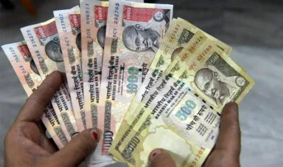 Demonetisation : 31 मार्च के बाद घर पर रखे पुराने 500 और 1000 के नोट तो लगेगा जुर्माना और होगी जेल, अध्‍यादेश हुआ मंजूर- India TV Paisa