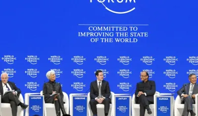 WEF में नोटबंदी पर PM मोदी की हुई तारीफ, एक्सपर्ट्स ने कहा- लॉन्ग टर्म में मजबूत होगी भारत की अर्थव्यवस्था- India TV Paisa