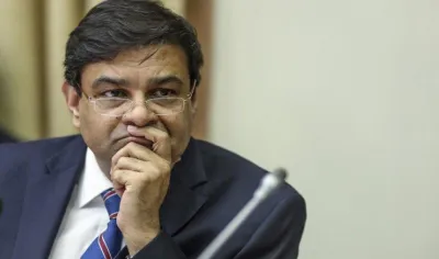 संसदीय समिति ने 20 अप्रैल को फि‍र बुलाया RBI गवर्नर उर्जित पटेल को, नोटबंदी के बाद जमा नोटों की देनी होगी जानकारी- India TV Paisa