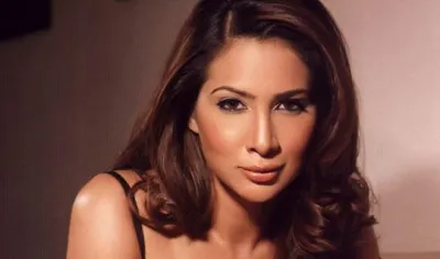 kim sharma- India TV Hindi