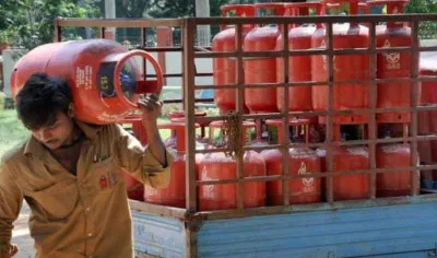 1,12,655 लोगों ने छोड़ी LPG सब्सिडी ली वापस, अकेले महाराष्‍ट्र के 22,984 लोग इसमें हैं शामिल- India TV Paisa