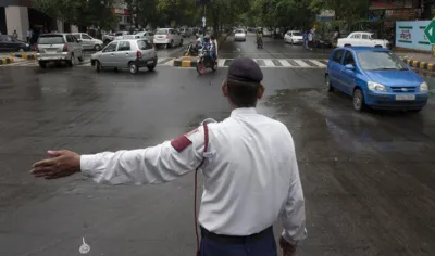 सावधान! शराब पीकर गाड़ी चलाने पर देना होगा 10 हजार का जुर्माना, कैबिनेट ने दी नए मोटर व्हीकल एक्ट को मंजूरी- India TV Paisa