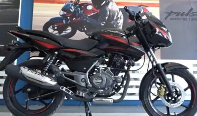 Bajaj Auto ने बढ़ाए बाइक के दाम, Pulsar की कीमतों में किया इजाफा- India TV Paisa