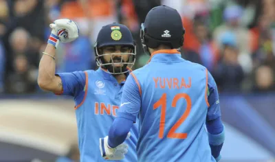 Yuvi and Kohli | AP Photo- India TV Hindi