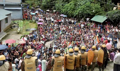 gjm supporters- India TV Hindi