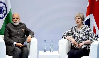 PM modi theresa may- India TV Hindi