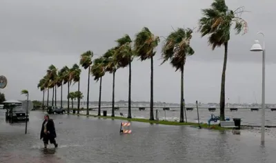 storm hits northern Italy 3 people die- India TV Hindi