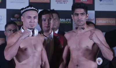 Zulpikar Maimaitiali and Vijender Singh | AP Photo- India TV Hindi