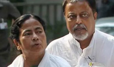 Mukul Roy and Mamata Banerjee- India TV Hindi