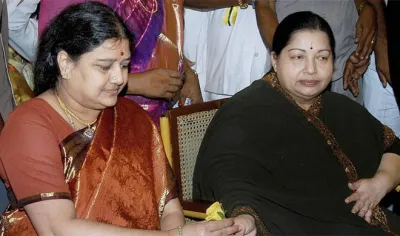 Sasikala and Jayalalitha- India TV Hindi