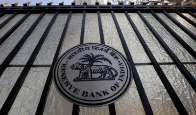 RBI ने किया खुलासा, महंगाई और वित्‍तीय अनिश्चितता थी अक्‍टूबर में ब्‍याज दरें न घटाने की प्रमुख वजह- India TV Paisa