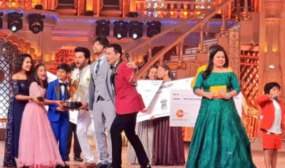 Shreyan and Anjali crowned winners of Sa Re Ga ma Pa Lil...- India TV Hindi