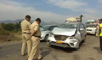 anant geete car accident- India TV Hindi