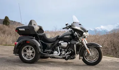 Harley-Davidson 2018 TRI GLIDE ULTRA- India TV Hindi