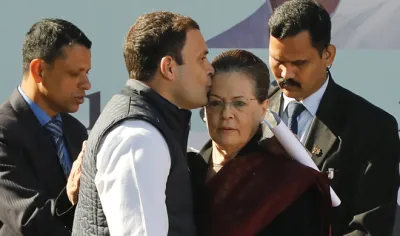 rahul gandhi and sonia gandhi- India TV Hindi