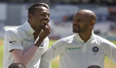 hardik pandya checks his teeth before the national anthem - India TV Hindi