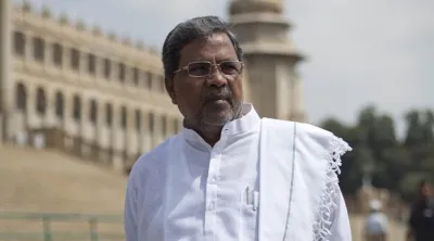 Karnataka-Congress-Siddaramaiah-govt-to-drop-riot-cases-against-minorities-BJP-terms-it-appeaseme- India TV Hindi