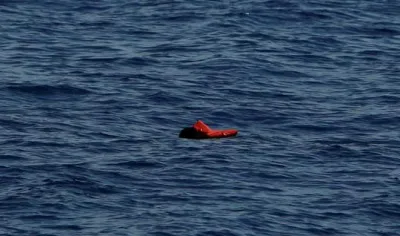 About 100 people missing from boat sinking in Mediterranean...- India TV Hindi