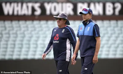 Joe Root with chief coach- India TV Hindi