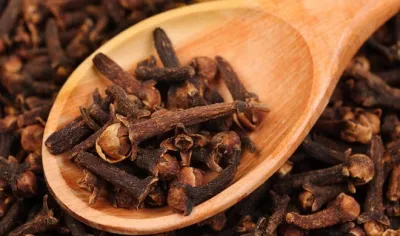 <p>cloves</p>- India TV Hindi