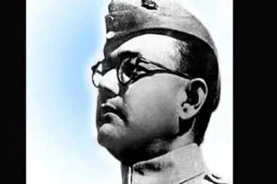 Netaji's bust vandalised in Kolkata, AIFB protests- India TV Hindi