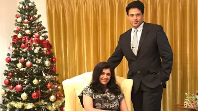 Rahul Tarar with wife Sushma Tarar | facebook.com/rahul.tarar.39- India TV Hindi