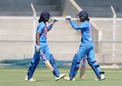 mandhana and kaur- India TV Hindi