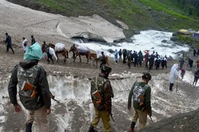 जम्मू-कश्मीर: अमरनाथ यात्रा मार्ग पर भूस्खलन, पांच की मौत, अब तक 11 की गई जान- India TV Hindi